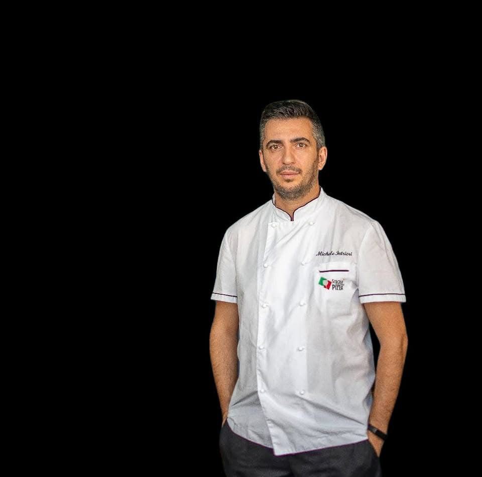 Maestro pizzaiolo Michele Intrieri